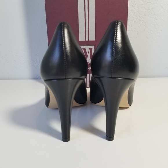 Bruno Magli Rita Cap Toe Phyton Printed Pump Heel - Picture 6 of 8